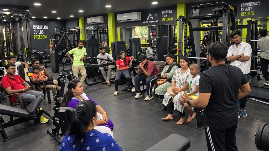 Hands-on Floor Coaching and Training Seminar at Ares Fitness